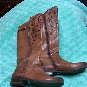 Gianni Bini Brown Heeled Boots
